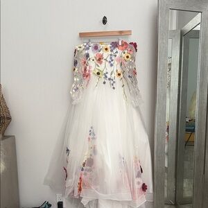 Little girls size 8-10 Floral Embroidered White dress